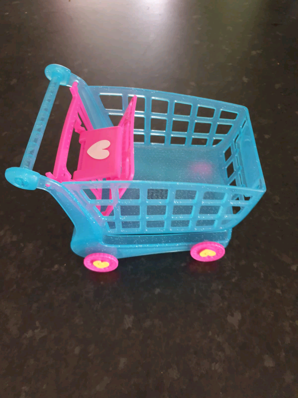 Shopkins shopping trolley