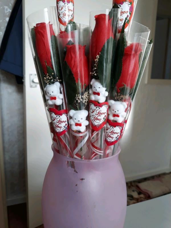 Red silk Roses