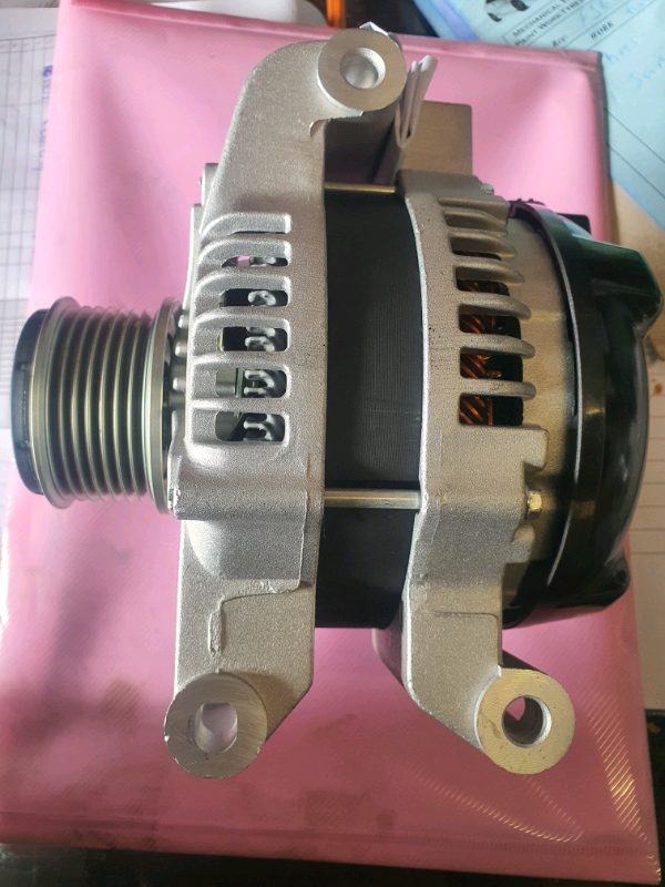 image for Alternator for Toyota avensis 