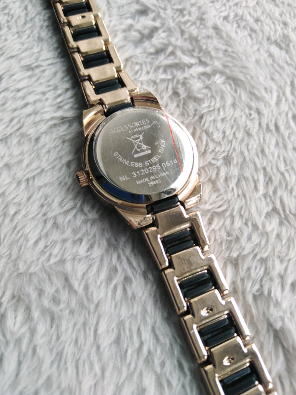 Ladies 'New Look' watch *Brand new*