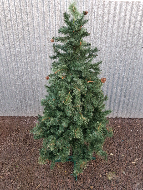 6ft Christmas tree for sale.