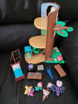 Ben and Holly woodpecker house playset can post 