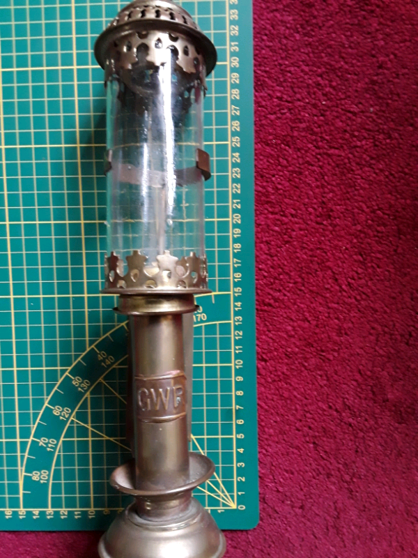 VINTAGE BRASS LAMPS x  3