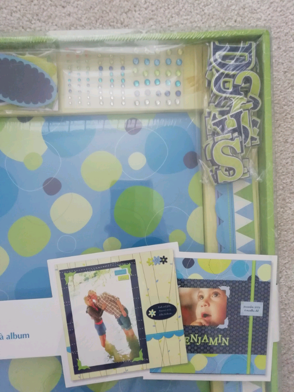 Complete scrapbook making kit - 2500 pieces - art and crafts