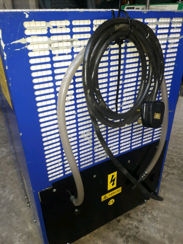 DEHUMIDIFIER CALOREX 22 LTRS 24 MAX 24 HOURS  PUMPOUT 