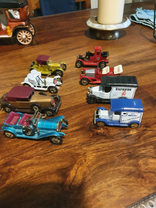 image for Antique classic die cast cars in great condition. 