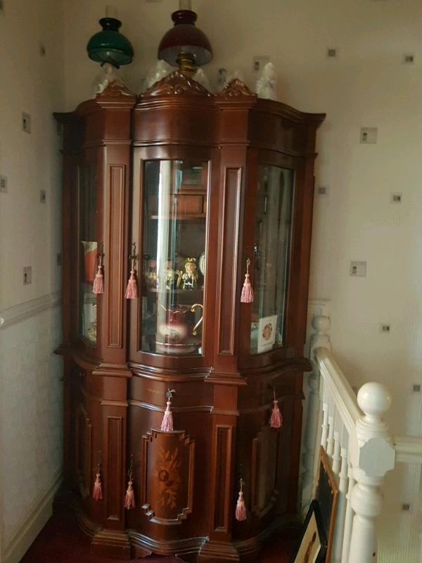 image for Solid wood mahogany dresser 