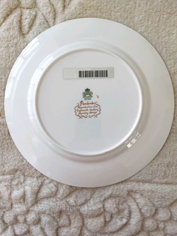 Aynsley Wall Plate fine Bone China