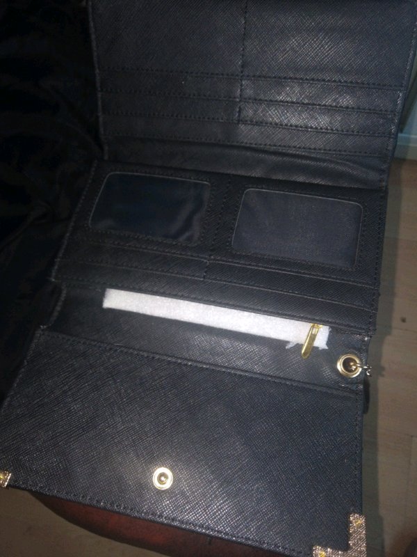 Lady's purse ( Brand New )