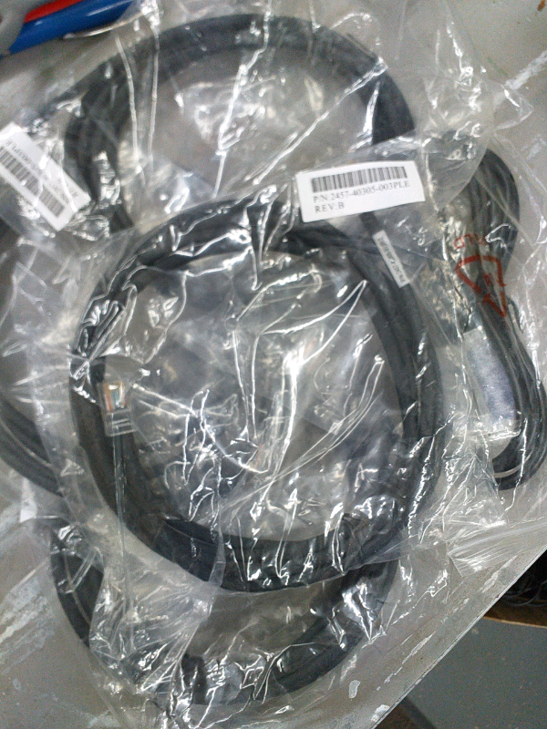 PC HEADSETS, DOCKS, HANDSETS BUNDLE