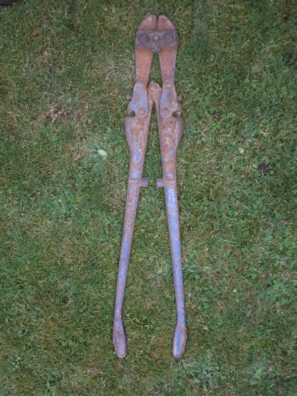 image for Record 36 inch heavy duty bolt cutters 
