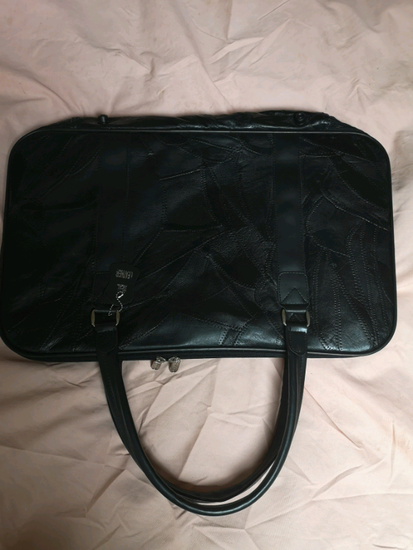 image for Constellation real leather travel bag (brand new) ideal gift. 