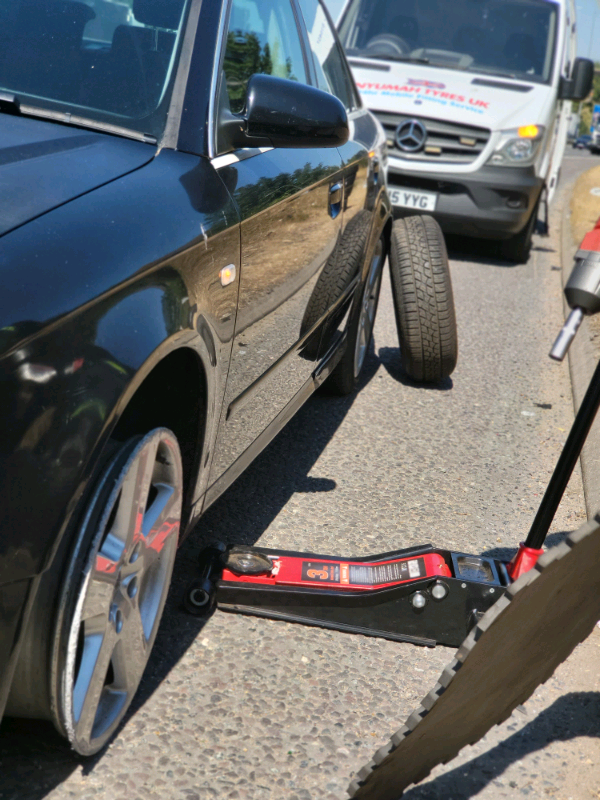 Mobile Tyre Fitter - Loughton 