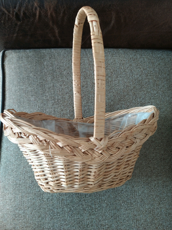 image for Oval Solid Basket