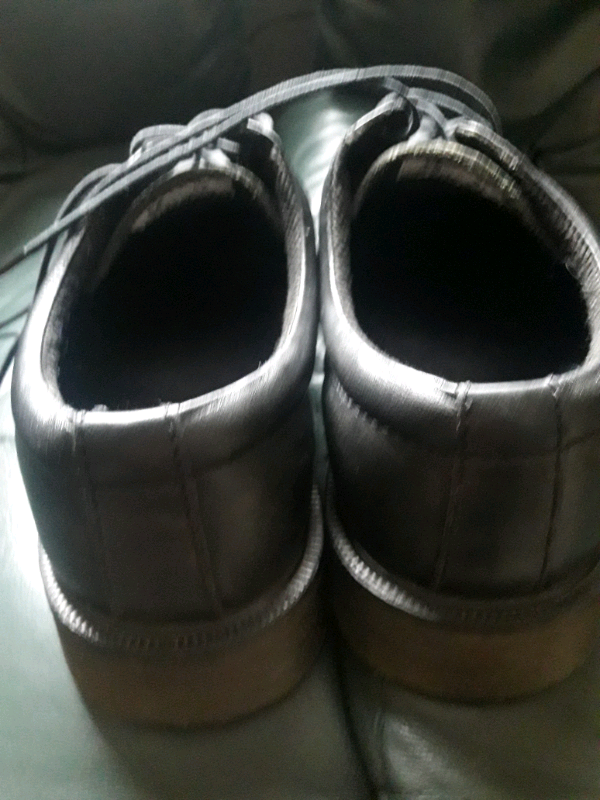Men's Goliath steel toe boots size 7, black good condition 