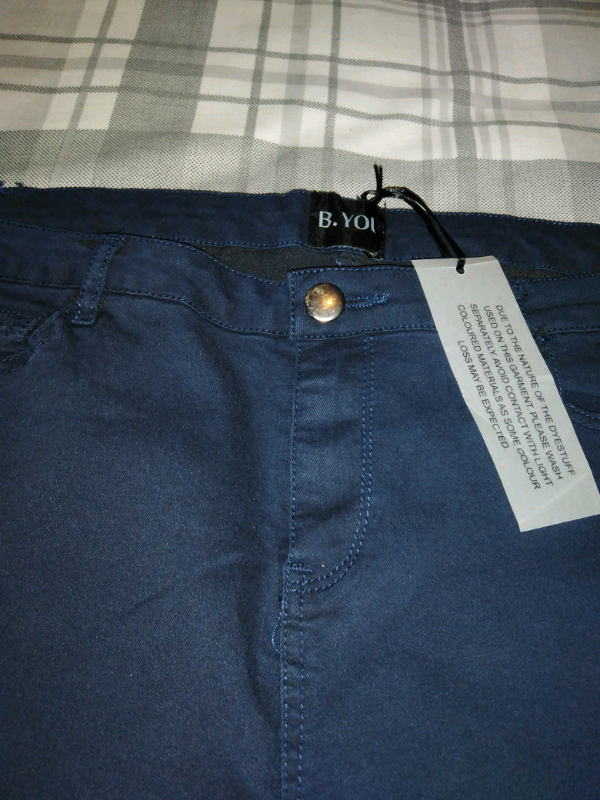Slim fit jeans,size 10.. *Brand new* 