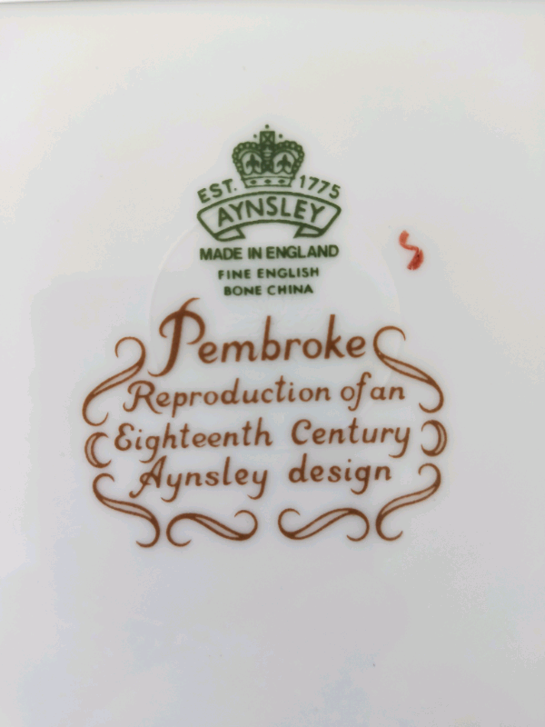 Aynsley Wall Plate fine Bone China