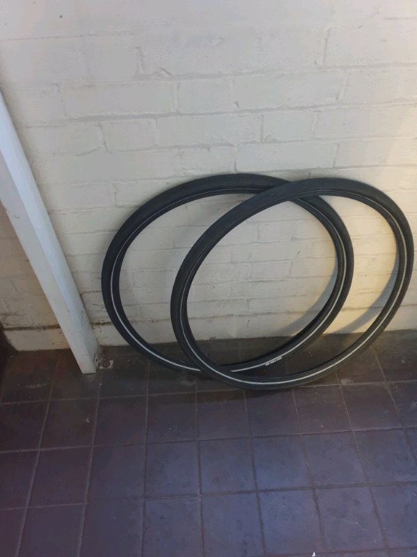 Vee Rubber Speedster, wire bead, reflective stripFor quick sale