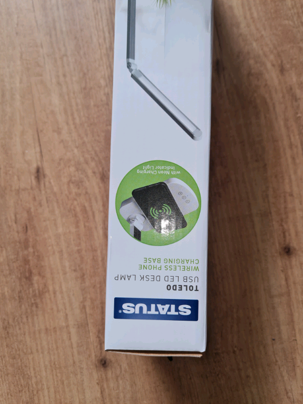 USB LED DESK LAMP WIRELESS PHONE CHARGING base Brand New
