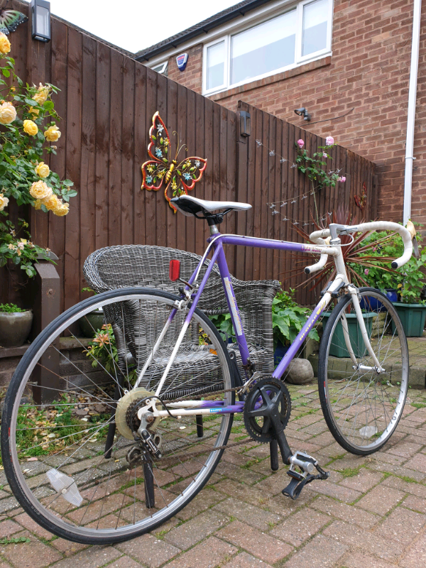 Very Rare HI GEAR Lightweight Road Bike.