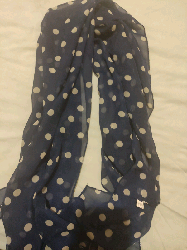 image for Clothes/blue scraf