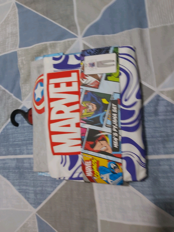 image for MARVEL mens Pyjama Set size Small brand new 