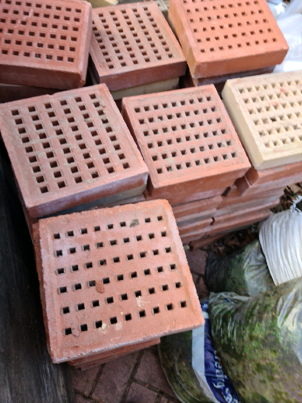 AIR BRICKS CLAY (NEW(