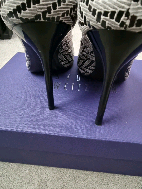Stuart Weitzman Heels Size U.S. 6 (Uk 4)