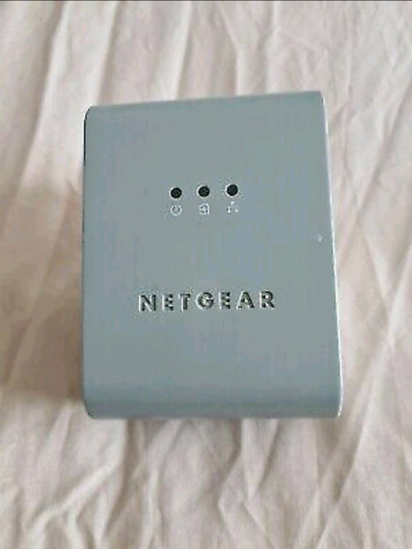 image for NETGEAR Powerline AV200 Adapter model XAV101v2