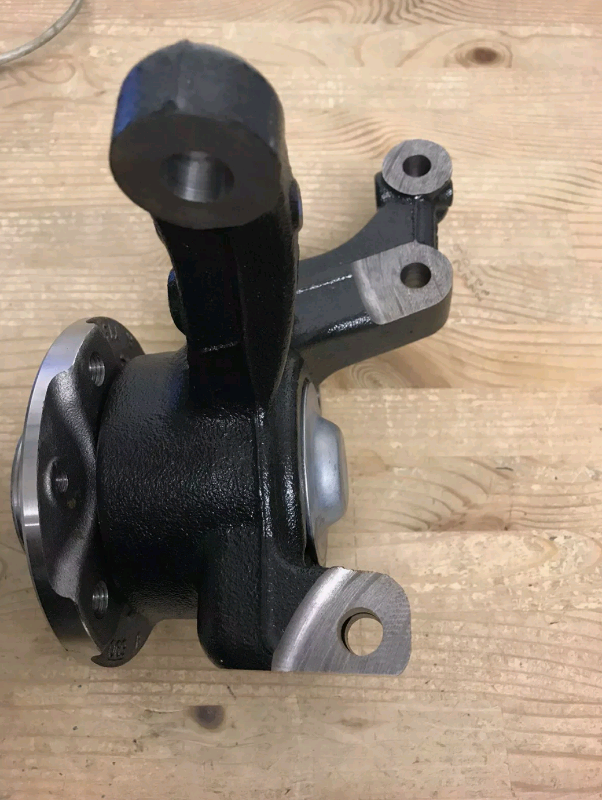 Smart Car W453 N/S/F Steering Knuckle A4533320200 Brand New