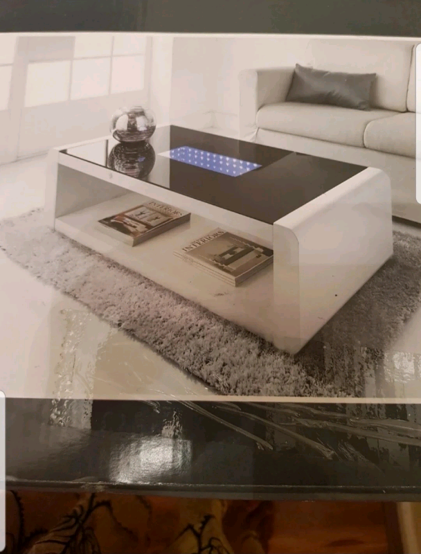 INFINITY coffee table