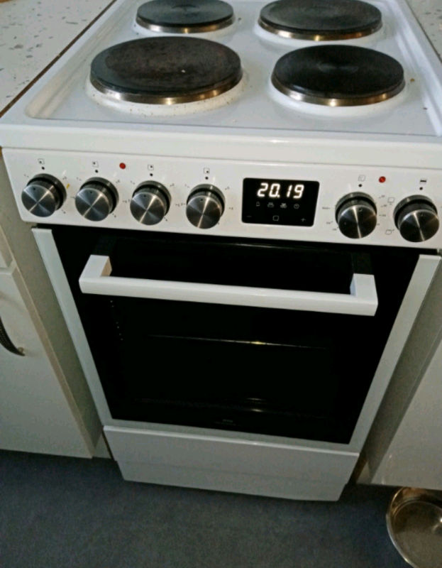 Elektric cooker 