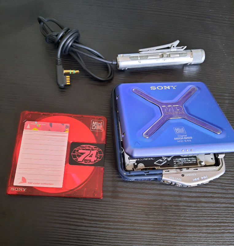 SONY MD Mini Disc Walkman Digital mega Bass MZ-E44