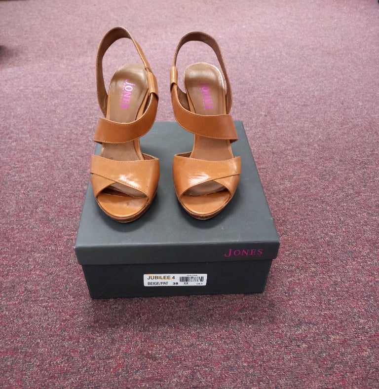 image for Jones The Bootmakers 'Jubilee' Tan Sling Backs ~ Size 5 