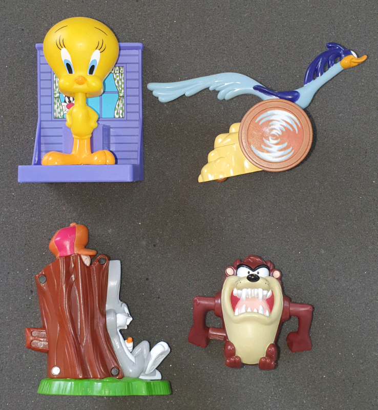 image for BUGS BUNNY, ROADRUNNER, TAZ,  TWEETIE PIE BURGER KING FIGURES 