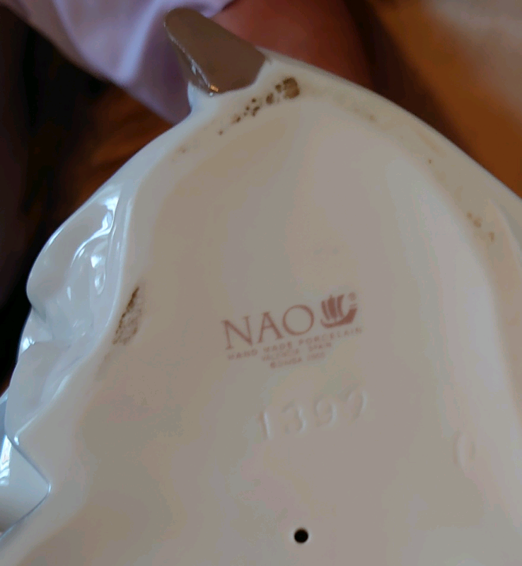 Nao by Lladro Spring Reflections Girl 