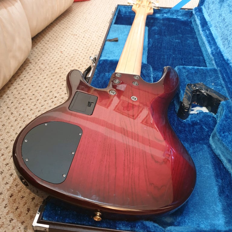YAMAHA TRB-6 II 6-string bass Guitar 