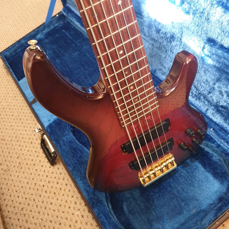 YAMAHA TRB-6 II 6-string bass Guitar 