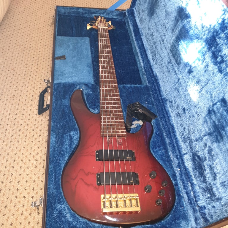 image for YAMAHA TRB-6 II 6-string bass Guitar 