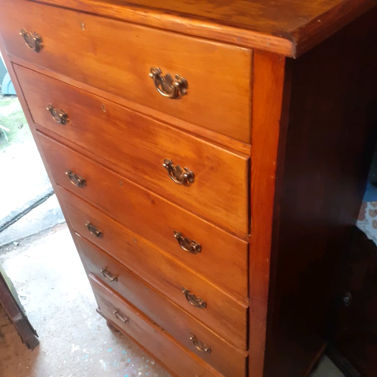 Satin walnut chest