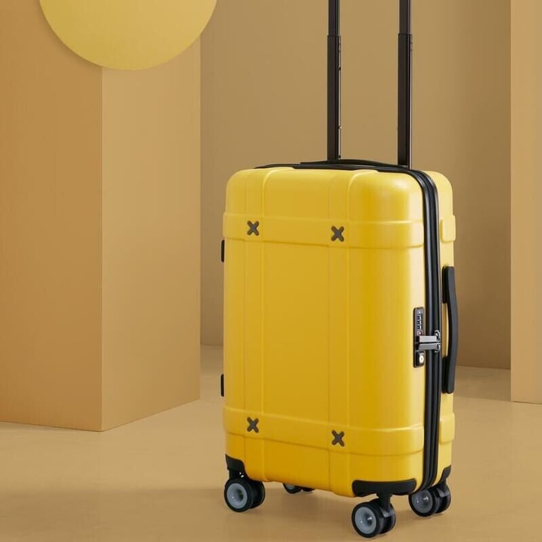 Big sale J L Y  light weight Suitcase, good quality,24 inch for ￡28