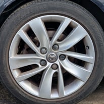 Set of 18 inch vauxhall insignia alloy wheel rims Sri