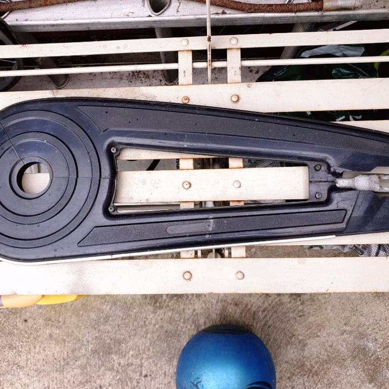 Bicycle chainguard