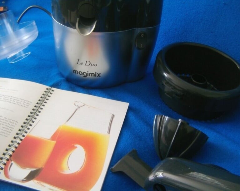 Magimix Le Duo Food Processor and Juice Extractor