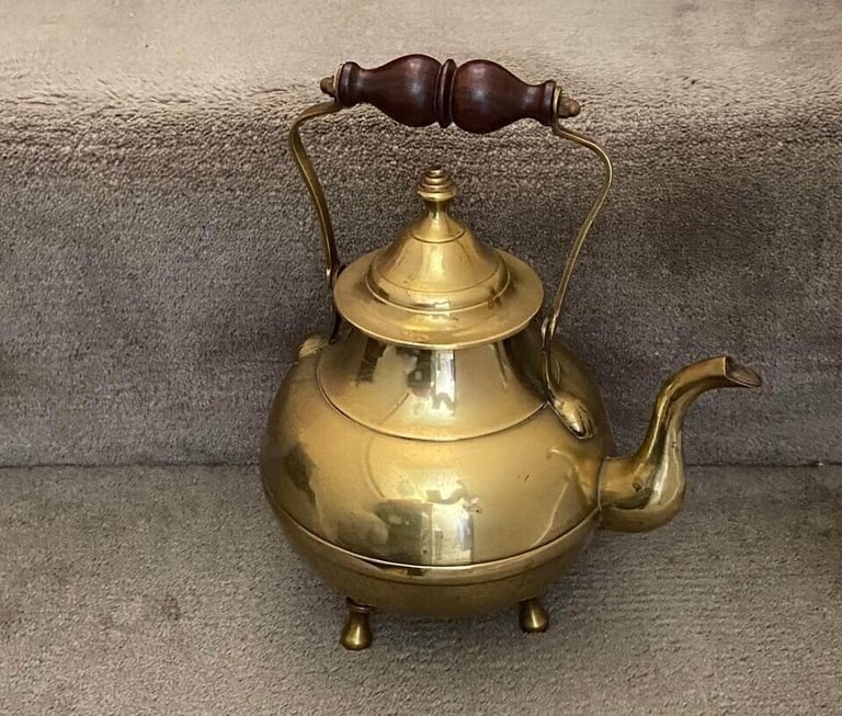 image for Kettle Bronze kettle,tea pot