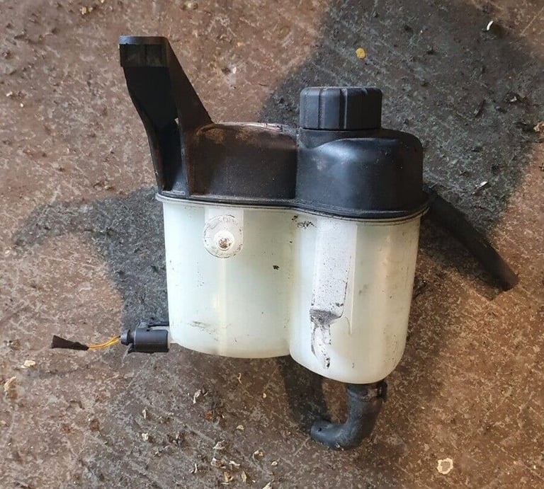 Mercedes B180 2.0 CDI Expansion Bottle 2009