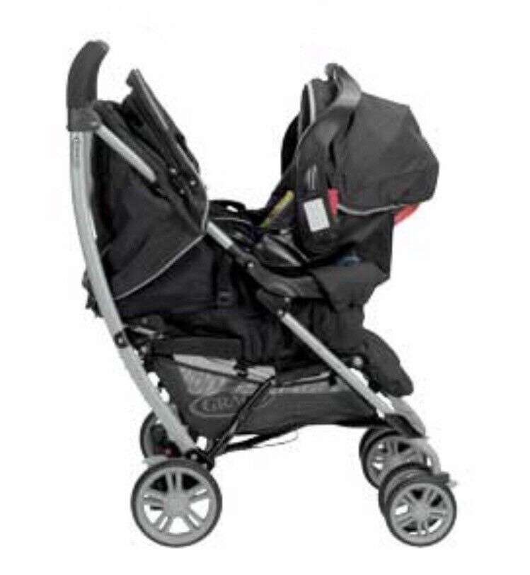 Graco Mosaic Travel System (Orbit) with Baby Car Seat and Foot Muff