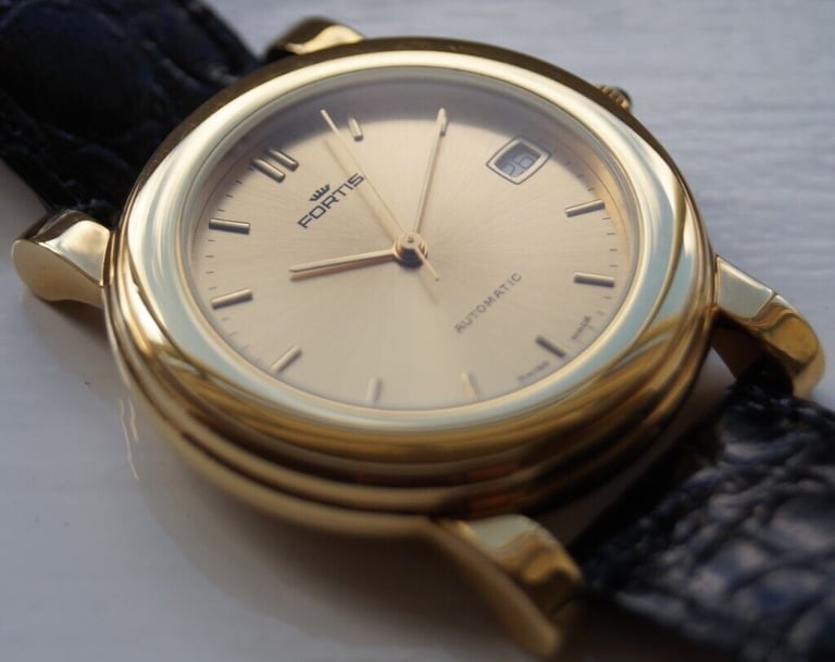 Vintage watches gumtree on sale