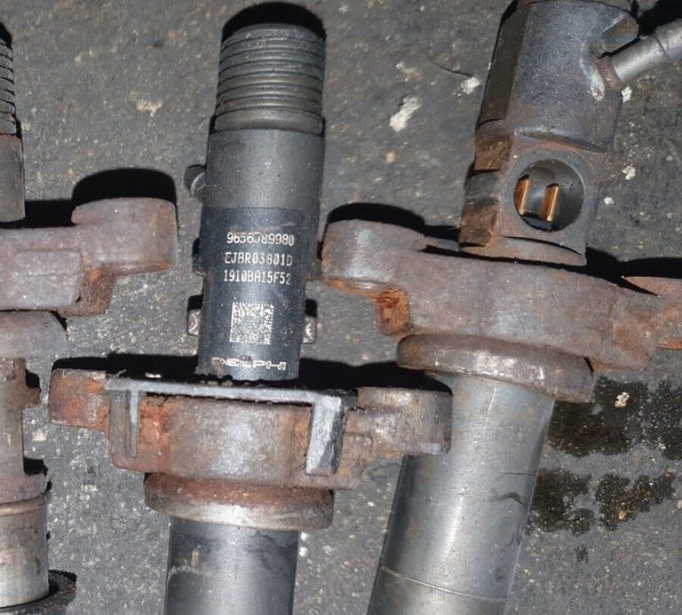 Peugeot 407 2.0 HDI x 4 Injectors 965638,9980 2006