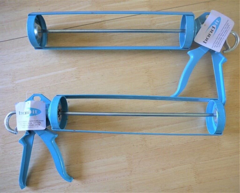 2 x Bond-it BDCG900, Sealant Guns